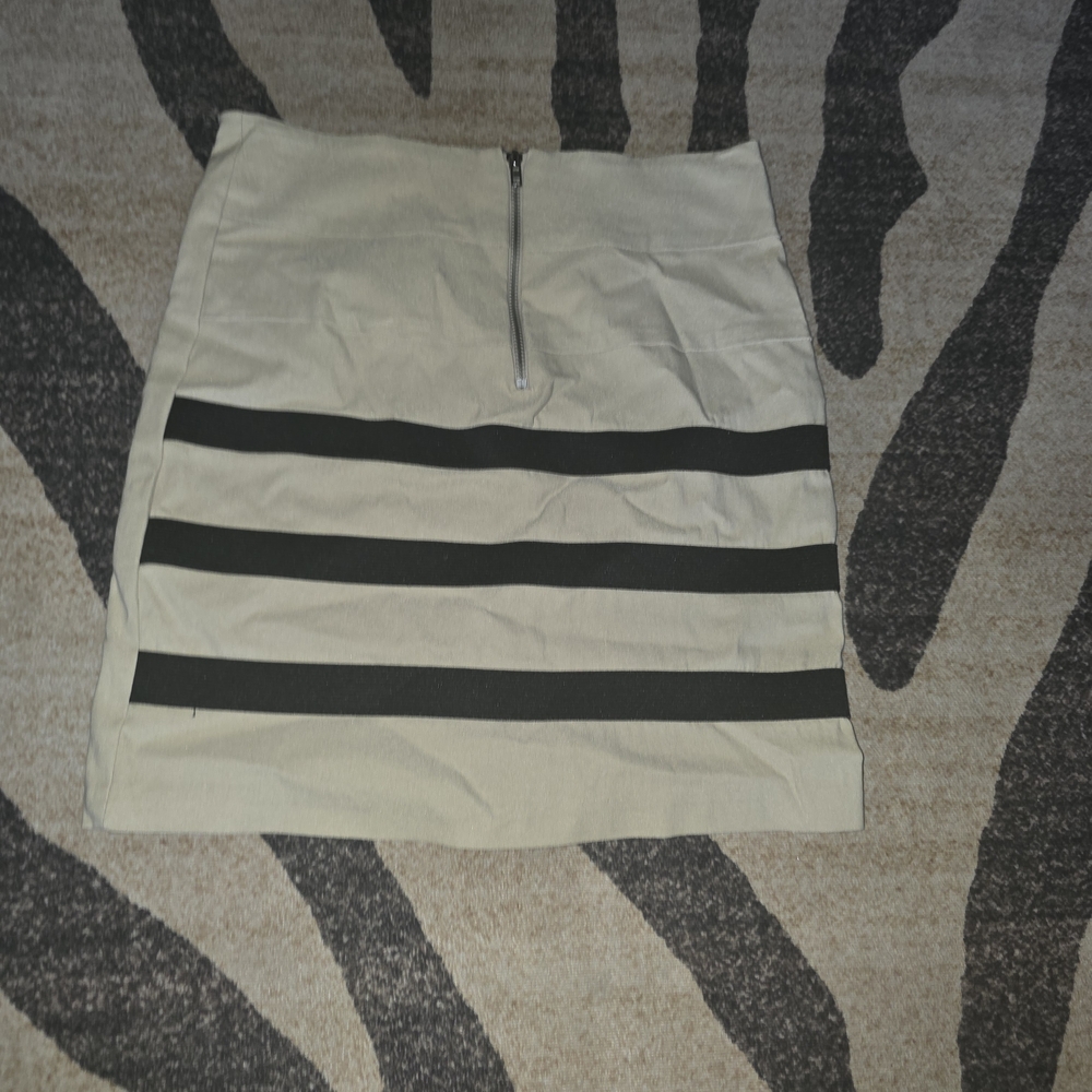 Love Culture Black and Tan Mini Skirt